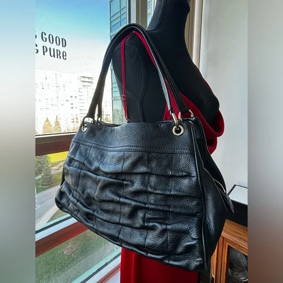 Sale Authentic Cole Haan Shoulder Bag